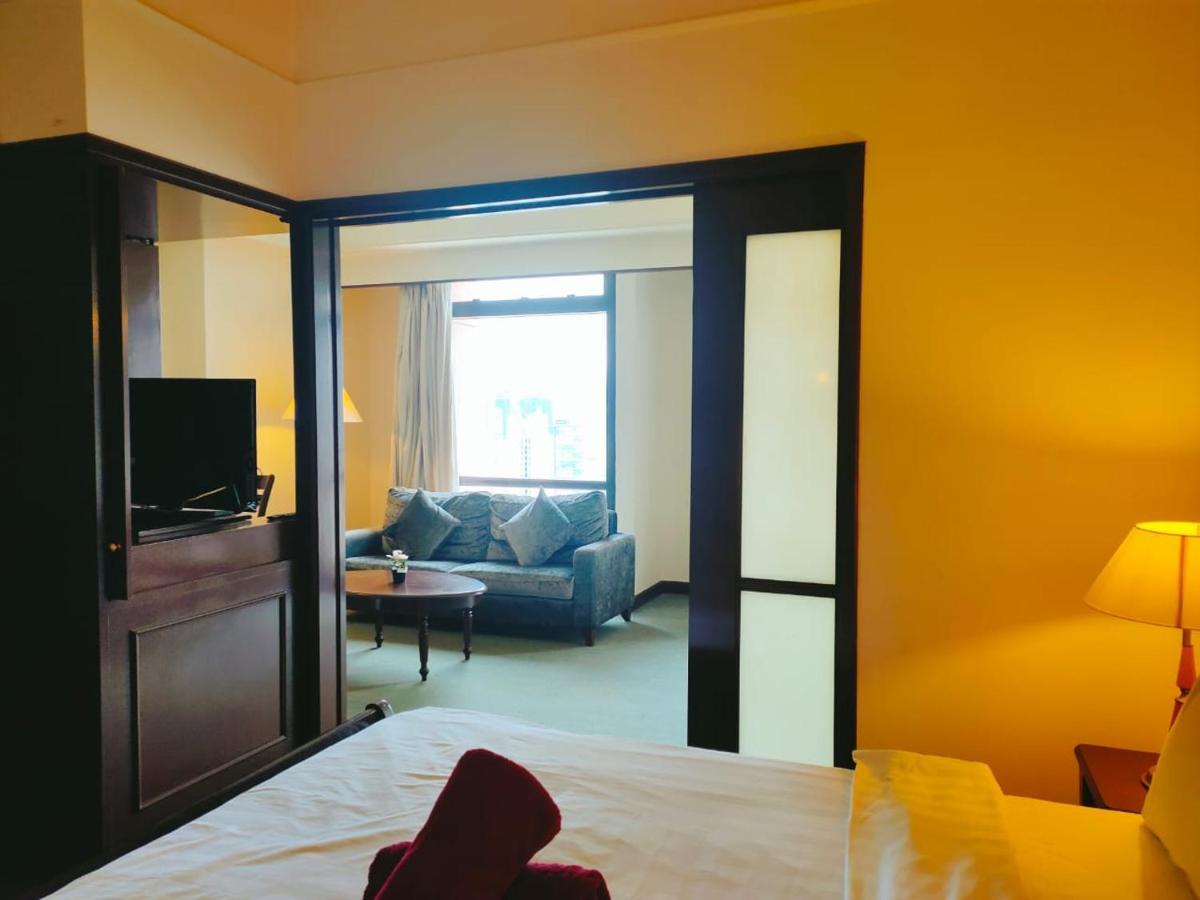 Luxhouz Suites At Times Square Куала-Лумпур Экстерьер фото